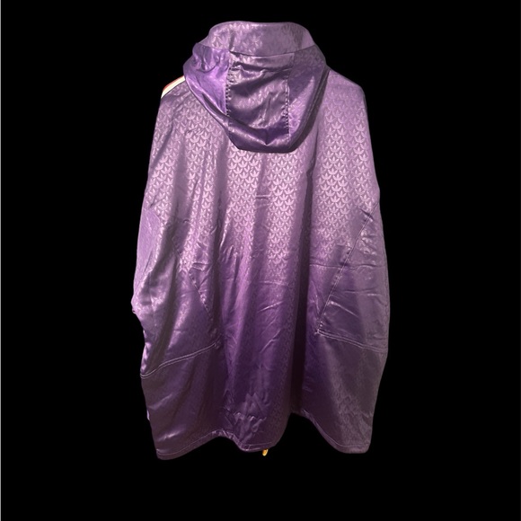 Adidas - Picture 2 of 4